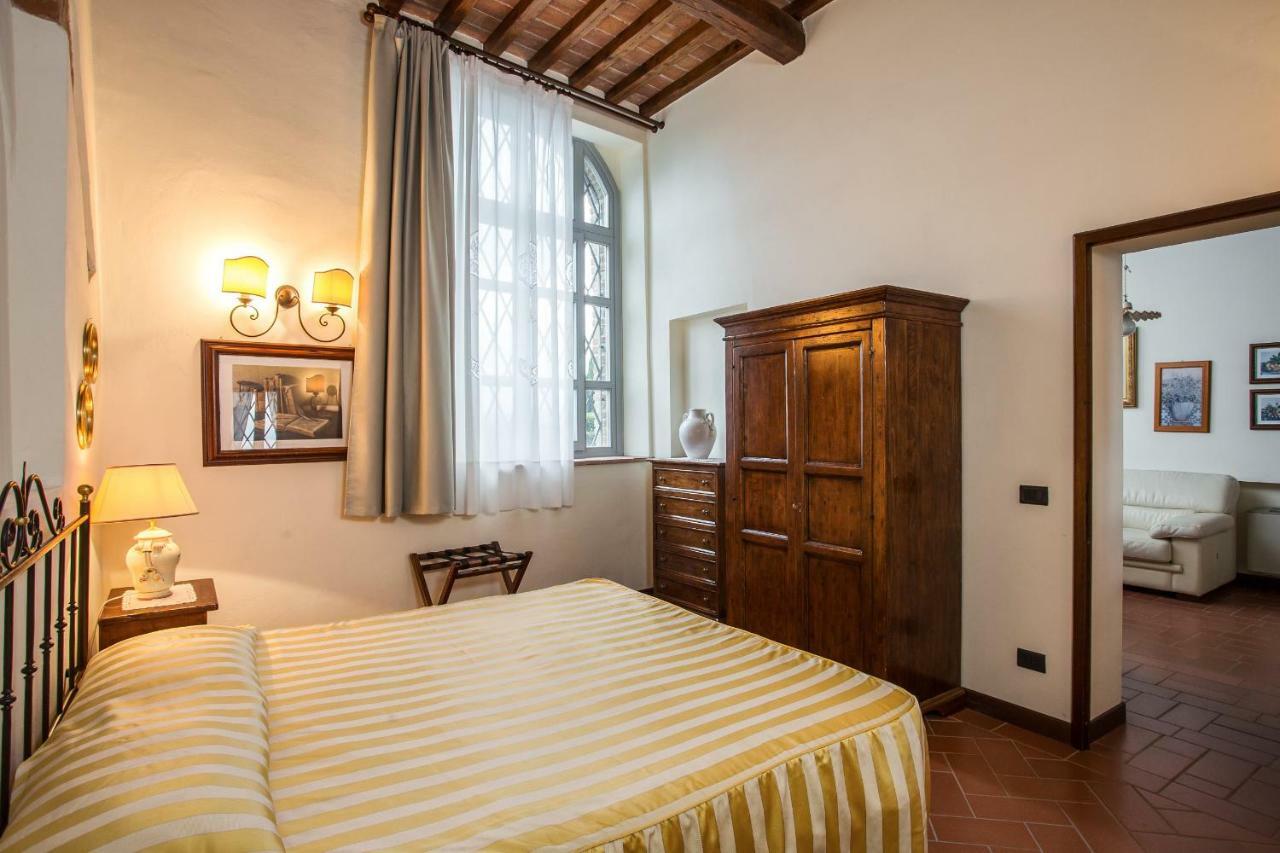 Castello Di Fulignano Isalfredo Ground Floor Apartment Сан Джиминяно Екстериор снимка
