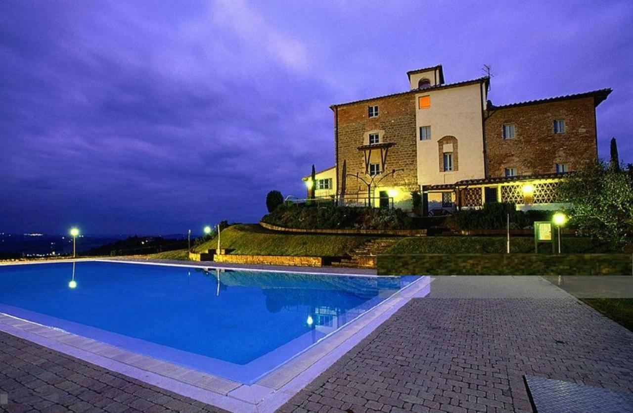 Castello Di Fulignano Isalfredo Ground Floor Apartment Сан Джиминяно Екстериор снимка